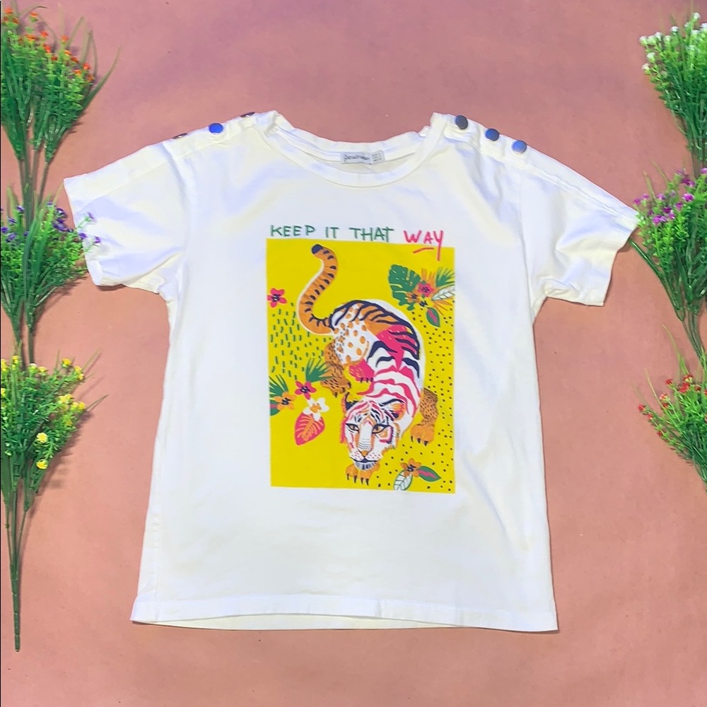 Stradivarius White Tee with Colorful Tiger Print